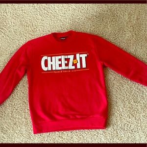 Kellogg’s Cheez-It Men  Sweatshirt (New)